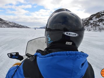 Moto de nieve Kirkenes
