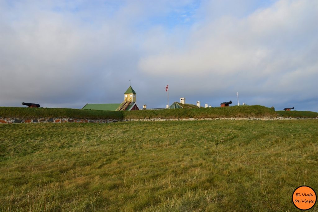 Vardø - Ciudad Pesquera con un Glorioso Pasado