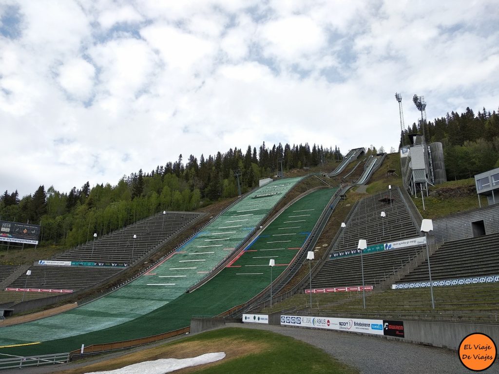 Salto alpino en Lillehammer