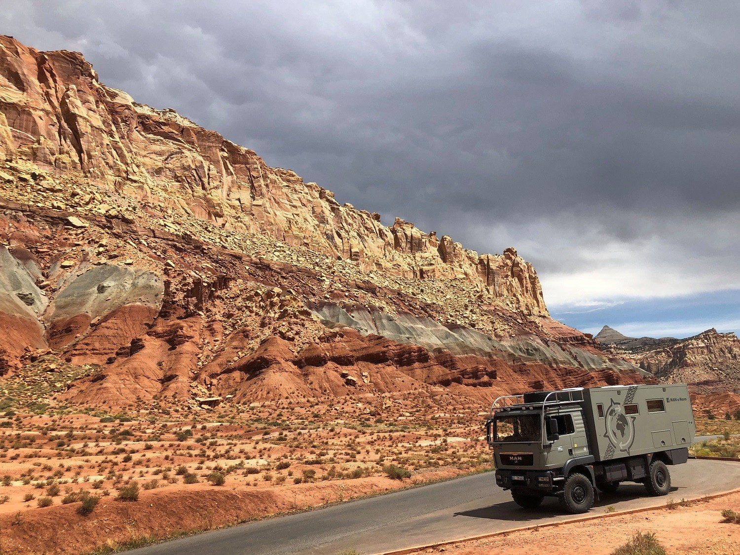 Extursion Traveling Traveling the World in an Expedition Truck - El Viaje De Viajes