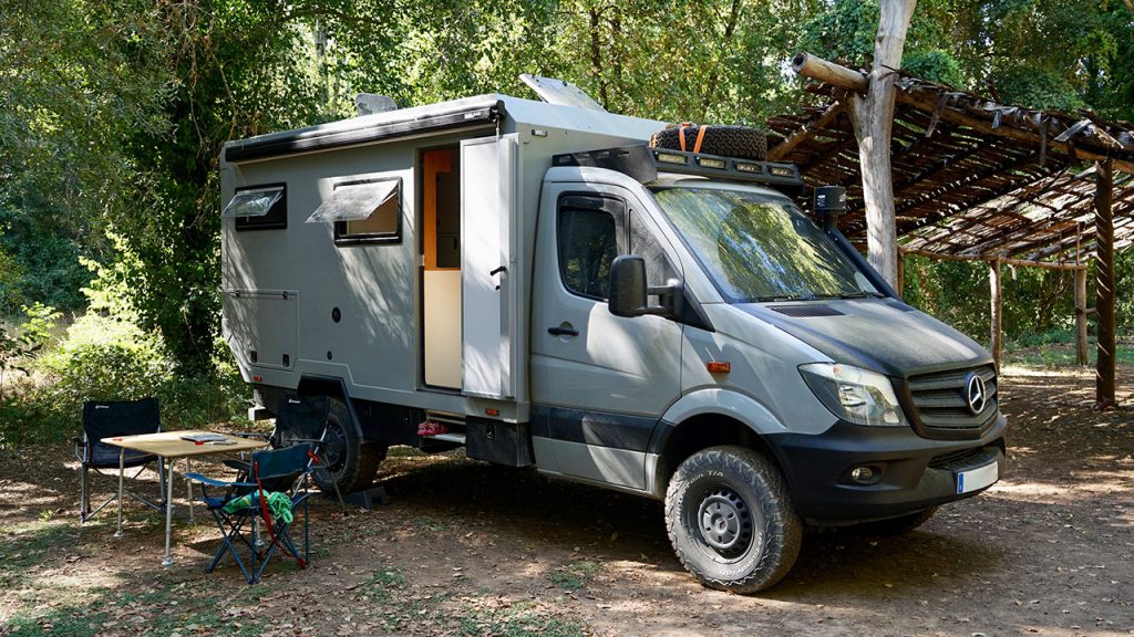 Mercedes Sprinter 4x4 Rhino Uro-Camper