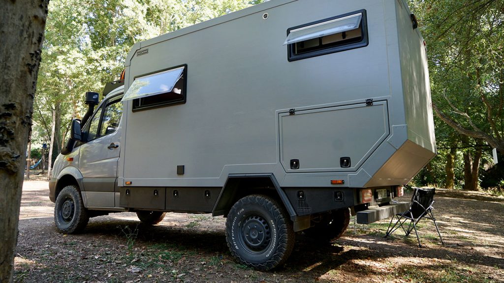 Mercedes Sprinter 4x4 Rhino Uro-Camper