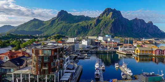 Ciudad de Svolvær en las islas Lofoten