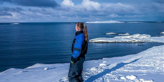 Trabajar en una fábrica de pescado en Noruega Trabajar en Noruega